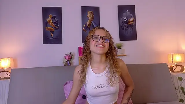 lia valmont 01 online show from 05.25.26