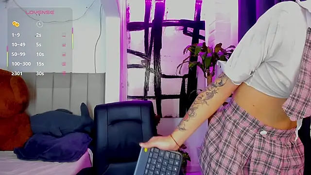 Lilith moonx online show from 07.30.26