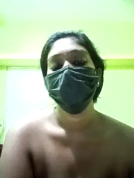 Snapshot of bannerjeesneha20 chatting on 04.16.26 bannerjeesneha20 online show from 04.16.26