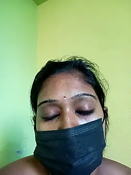 Snapshot of bannerjeesneha20 chatting on 04.21.26 bannerjeesneha20 online show from 04.21.26