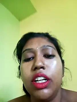 Snapshot of bannerjeesneha20 chatting on 05.06.26 bannerjeesneha20 online show from 05.06.26