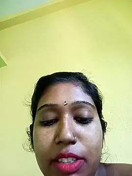 Snapshot of bannerjeesneha20 chatting on 05.08.26 bannerjeesneha20 online show from 05.08.26
