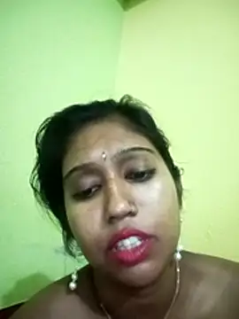 Snapshot of bannerjeesneha20 chatting on 05.08.26 bannerjeesneha20 online show from 05.08.26
