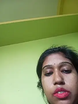Snapshot of bannerjeesneha20 chatting on 05.15.26 bannerjeesneha20 online show from 05.15.26