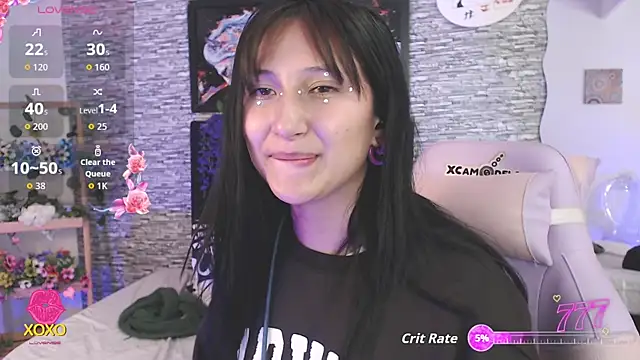 Snapshot of eyes_moonn chatting on 05.28.26 eyes moonn online show from 05.28.26