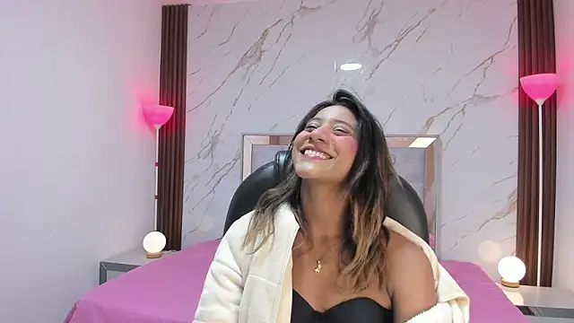 EsperanzaMora online show from 04.18.26