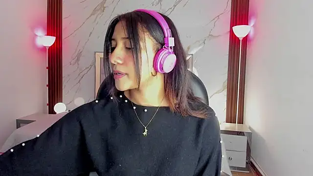 EsperanzaMora online show from 05.13.26