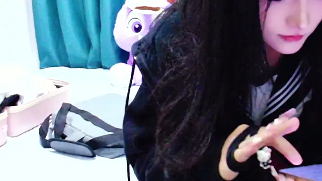 girllong520 online show from 04.01.26