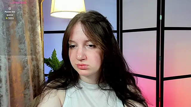 Snapshot of Elisabeth_Binder chatting on 03.31.26 Elisabeth Binder online show from 03.31.26