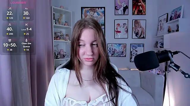 Elisabeth Binder online show from 05.21.26