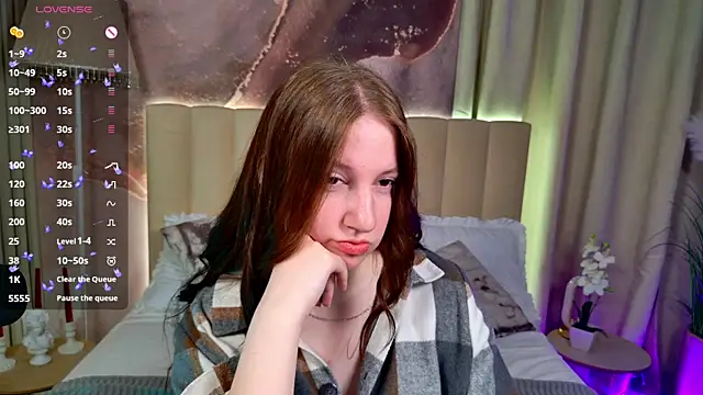 Elisabeth Binder online show from 06.15.26