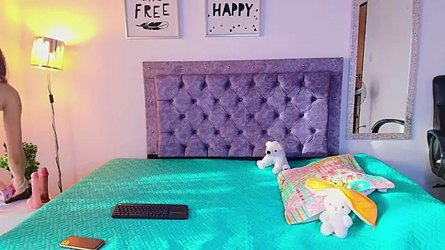 Snapshot of Daphne_Rosse chatting on 06.29.26 Daphne Rosse online show from 06.29.26