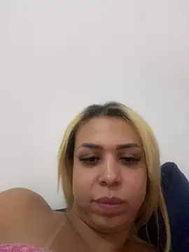 Snapshot of marcellyfiori chatting on 04.14.26 marcellyfiori online show from 04.14.26
