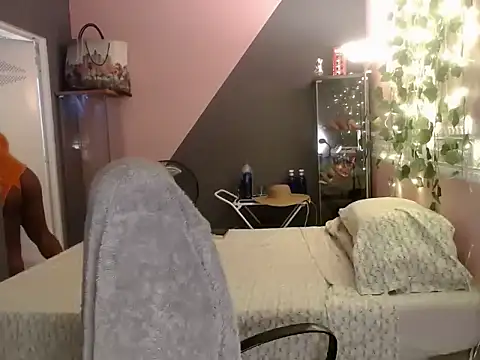 Snapshot of choquitolove1 chatting on 03.27.26 choquitolove1 online show from 03.27.26