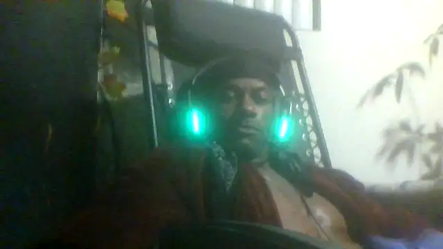 Yourfriendlyneighbor online show from 04.22.26