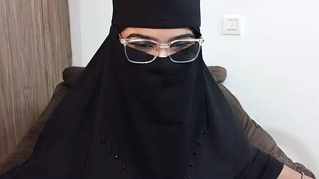 karandeep kaur isback online show from 03.27.26