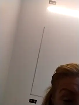 Snapshot of Exotic_ParisX chatting on 03.31.26 Exotic ParisX online show from 03.31.26