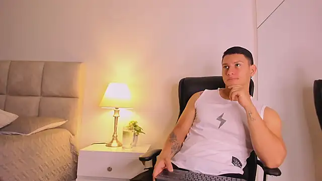 Chriss Diamond online show from 06.20.26