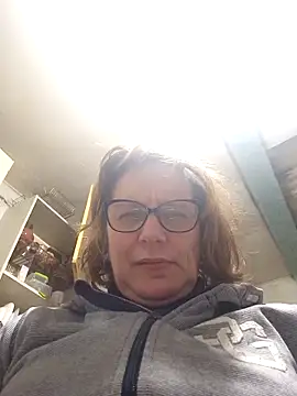 Snapshot of MeriStevens chatting on 03.24.26 MeriStevens online show from 03.24.26