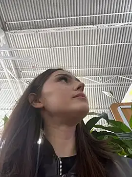 AnitaFly online show from 05.10.26