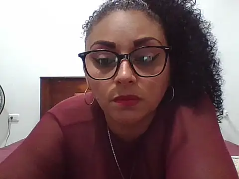 lachurca693 online show from 04.19.26