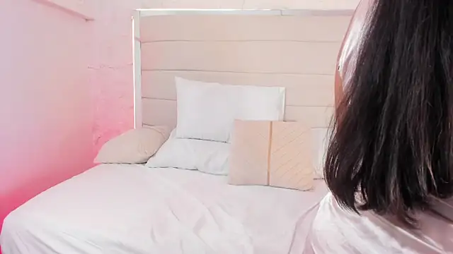 MiaDancen online show from 03.27.26