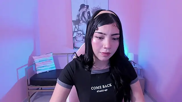 Snapshot of Soffi_x_x_ chatting on 04.29.26 Soffi x x online show from 04.29.26