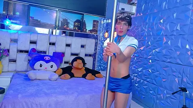 IsaacNovaa online show from 05.02.26