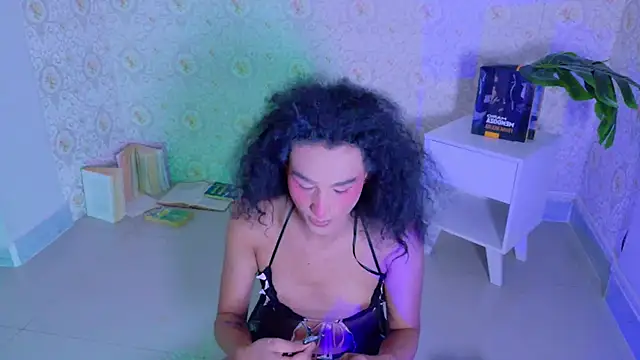 Mikavelvet08 online show from 05.20.26