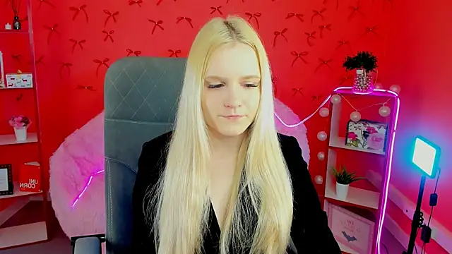 SherriButlers online show from 06.11.26