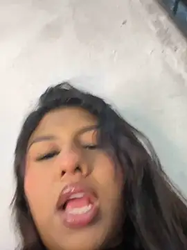 Daphnie Foxx online show from 03.31.26