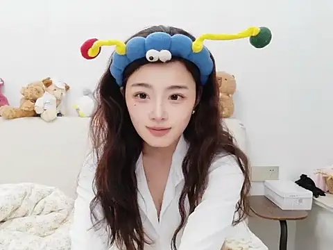 cc-8 online show from 04.06.26