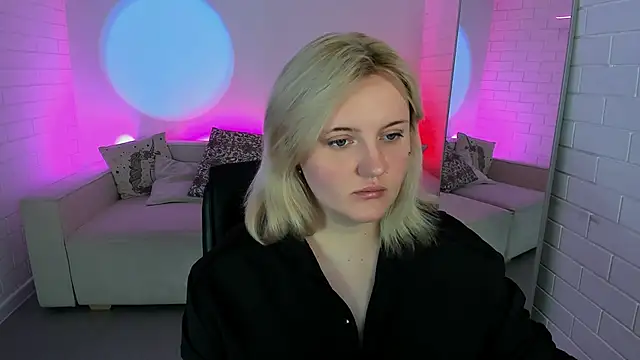 KathyBriggs online show from 04.27.26