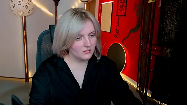 KathyBriggs online show from 05.01.26
