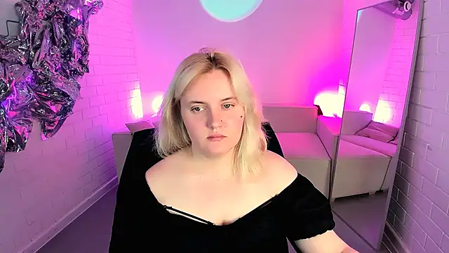 KathyBriggs online show from 06.18.26