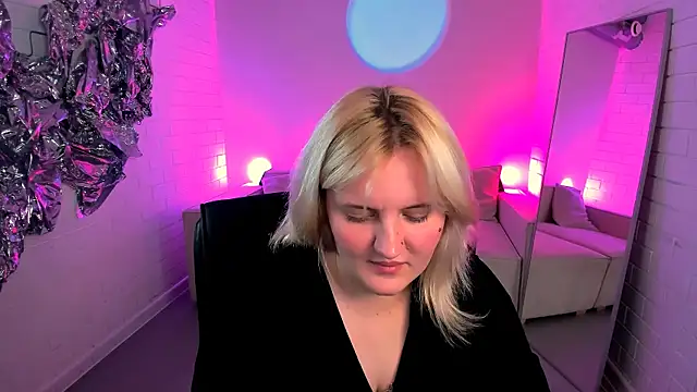 KathyBriggs online show from 06.29.26