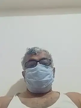 Snapshot of mature55 chatting on 05.28.26 mature55 online show from 05.28.26