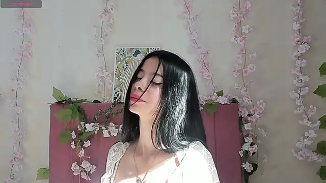 Snapshot of megan_n chatting on 04.01.26 megan n online show from 04.01.26