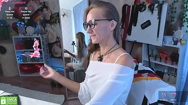 jesica mooonn online show from 07.16.26