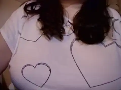 Snapshot of Bonnie_Jade chatting on 04.06.26 Bonnie Jade online show from 04.06.26