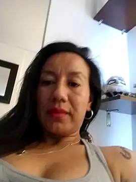 Snapshot of danna_tt chatting on 07.18.26 danna tt online show from 07.18.26