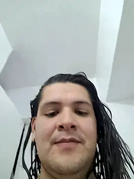 Snapshot of MatthewDavis_ chatting on 04.18.26 MatthewDavis online show from 04.18.26