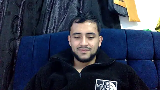 Snapshot of derek_smiith chatting on 05.12.26 derek smiith online show from 05.12.26