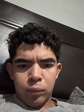 Snapshot of vrgrika chatting on 03.29.26 vrgrika online show from 03.29.26