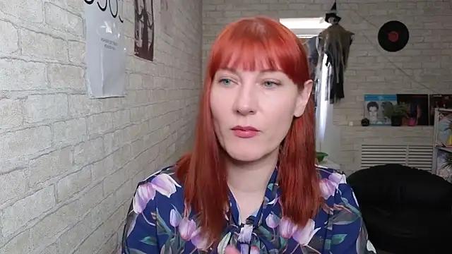 Snapshot of Cleo_Cosmik chatting on 03.30.26 Cleo Cosmik online show from 03.30.26