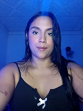 Snapshot of Kim_roussee chatting on 04.07.26 Kim roussee online show from 04.07.26