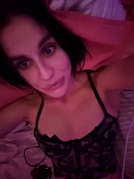 Snapshot of LolaLee18 chatting on 03.27.26 LolaLee18 online show from 03.27.26