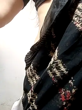 Snapshot of Sexyy_Bhabhi_143 chatting on 05.06.26 Sexyy Bhabhi 143 online show from 05.06.26