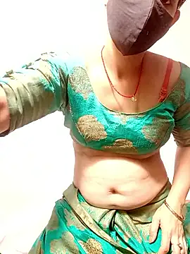 Snapshot of Sexyy_Bhabhi_143 chatting on 05.10.26 Sexyy Bhabhi 143 online show from 05.10.26
