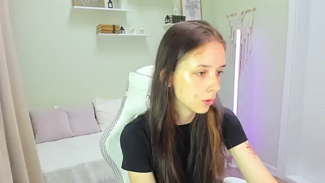 AnnaOddy online show from 06.28.26